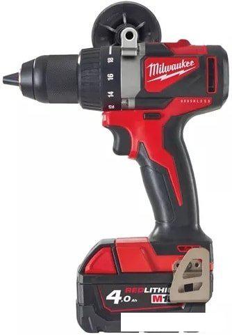 Дрель-шуруповерт Milwaukee M18 BLDD2-502X 4933464515 (с 2-мя АКБ, кейс)