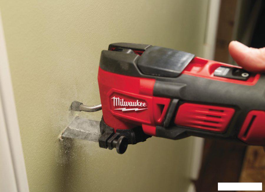 Реноватор Milwaukee M18 BMT-0 4933446203 (без АКБ)