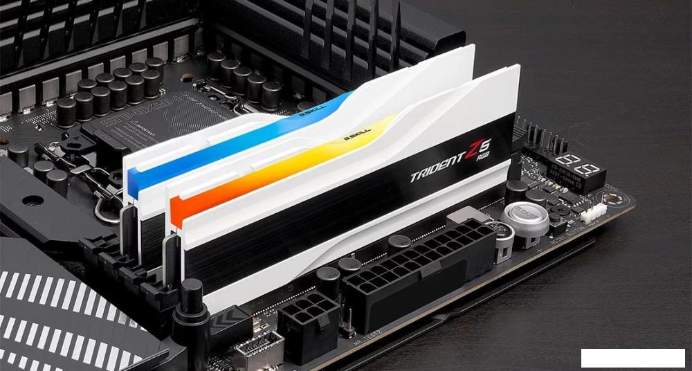 Оперативная память G.Skill Trident Z5 RGB 2x48ГБ DDR5 6400МГц F5-6400J3239F48GX2-TZ5RW