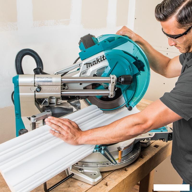 Торцовочная пила Makita LS1219L