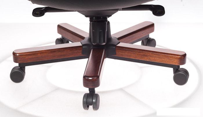 Офисное кресло Бюрократ T-9923WALNUT (черный)