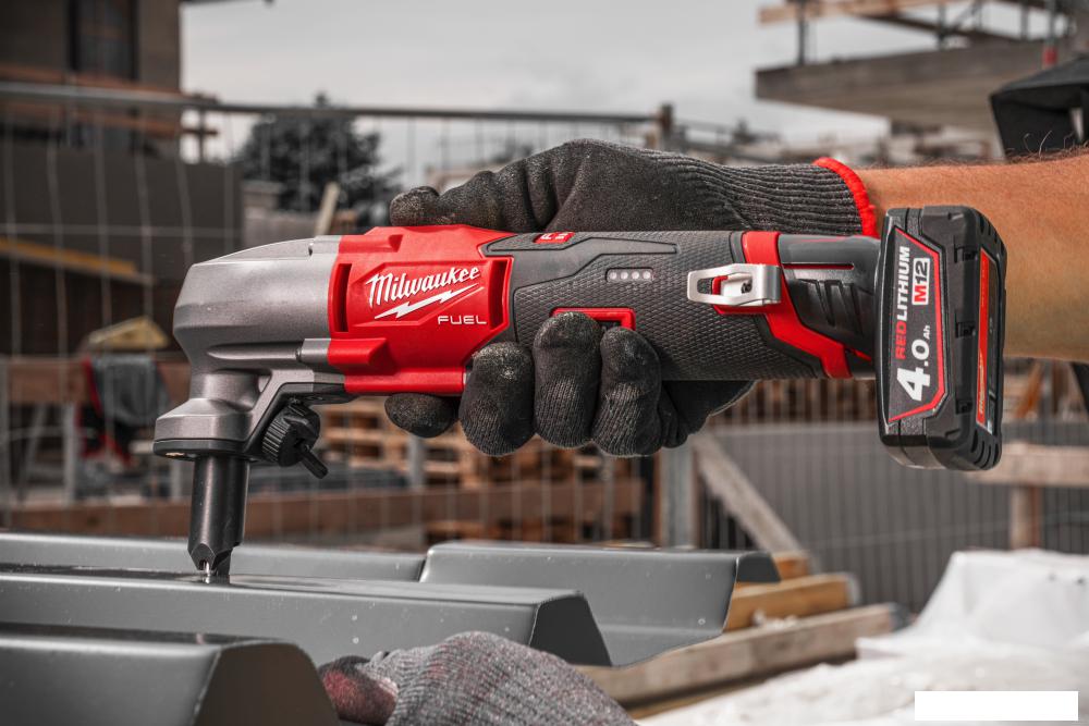 Ножницы по металлу Milwaukee 4933479618