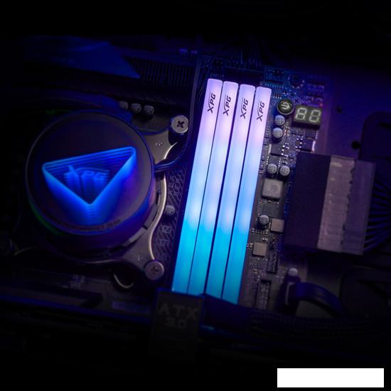 Оперативная память ADATA XPG Lancer Blade RGB 16ГБ DDR5 6000МГц AX5U6000C3016G-SLABRBK