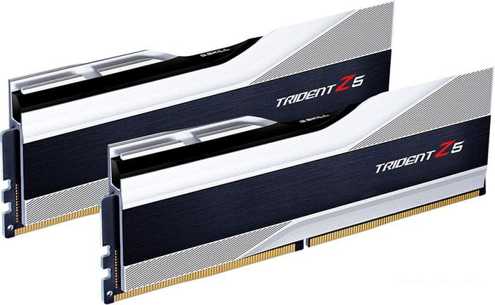 Оперативная память G.Skill Trident Z5 2x32ГБ DDR5 6000МГц F5-6000J3238G32GX2-TZ5S