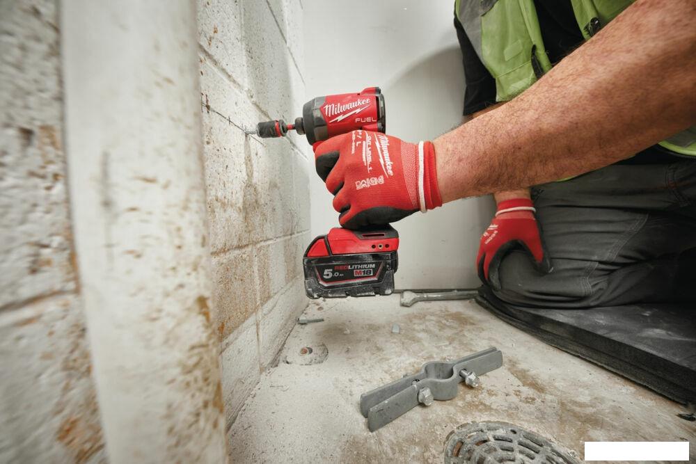 Винтоверт Milwaukee M18 FUEL M18FID3-0 4933498061 (без АКБ)