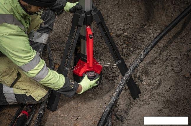 Фонарь Milwaukee M18 SAL2-0 4933492486 (без АКБ)
