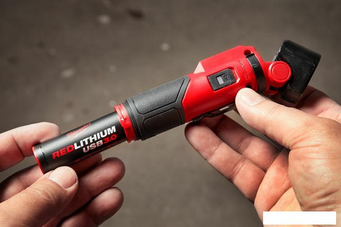 Аккумулятор Milwaukee L4 USB L4B3 4933478311 (4В/3 Ач)