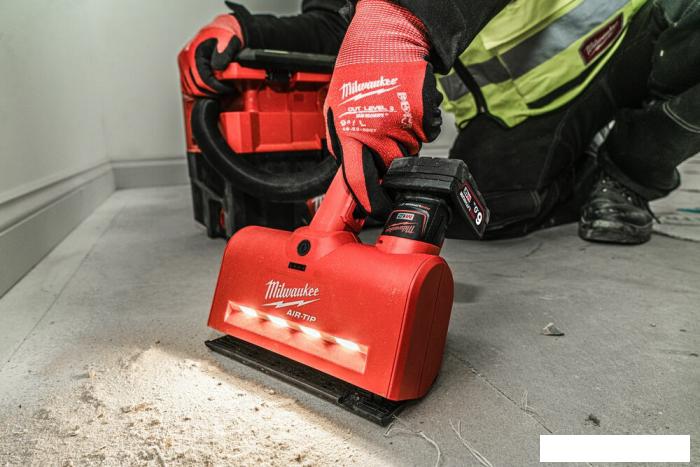 Насадка для ковра Milwaukee M12 AIR-TIP M12AUN-0 4932479461 (без АКБ)